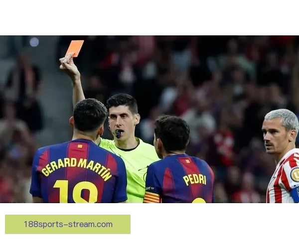 巴尔韦德妻子怒斥巴萨红牌改判：这不是红牌，球场应该关门了